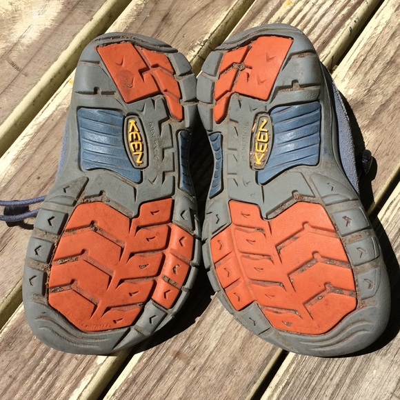 Keen Baby Blue Suede Walking Shoe 10 - Picture 6 of 8